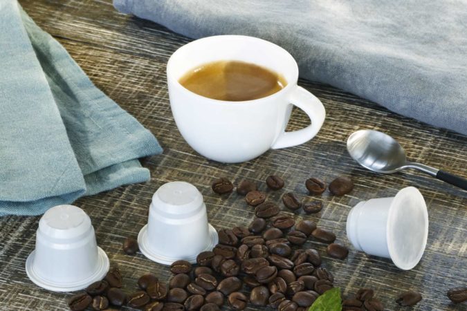 CAP’MUNDO LA 1ER GAMME DE CAPSULES 100% BIODÉGRADABLES ET COMPOSTABLES COMPATIBLES NESPRESSO